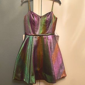Iridescent Mac Duggal Never Worn